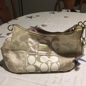 Coach hobo bag. Excellent condition.